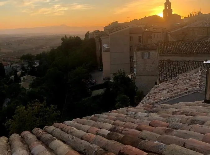 Alba Del Borgo *